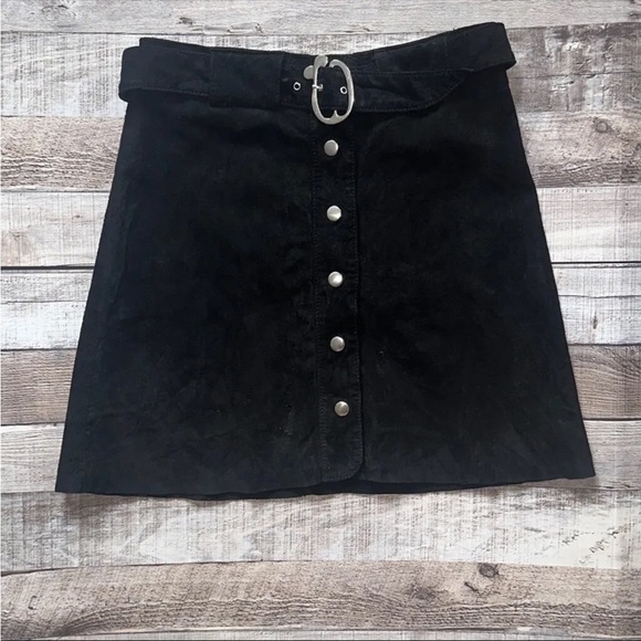Zara UK real suede a-line button belt mini skirt 60’s 90’s mini lined XS or S 26 - Picture 1 of 4